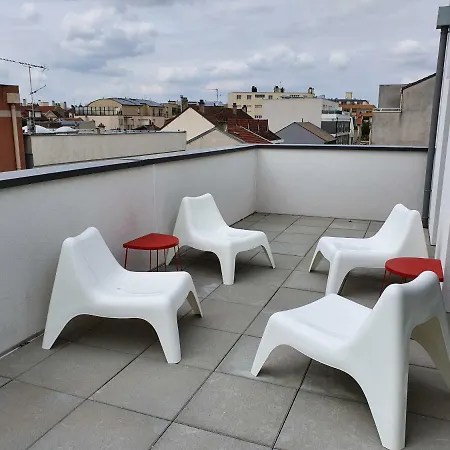 Apartment Sebastopol 32 *